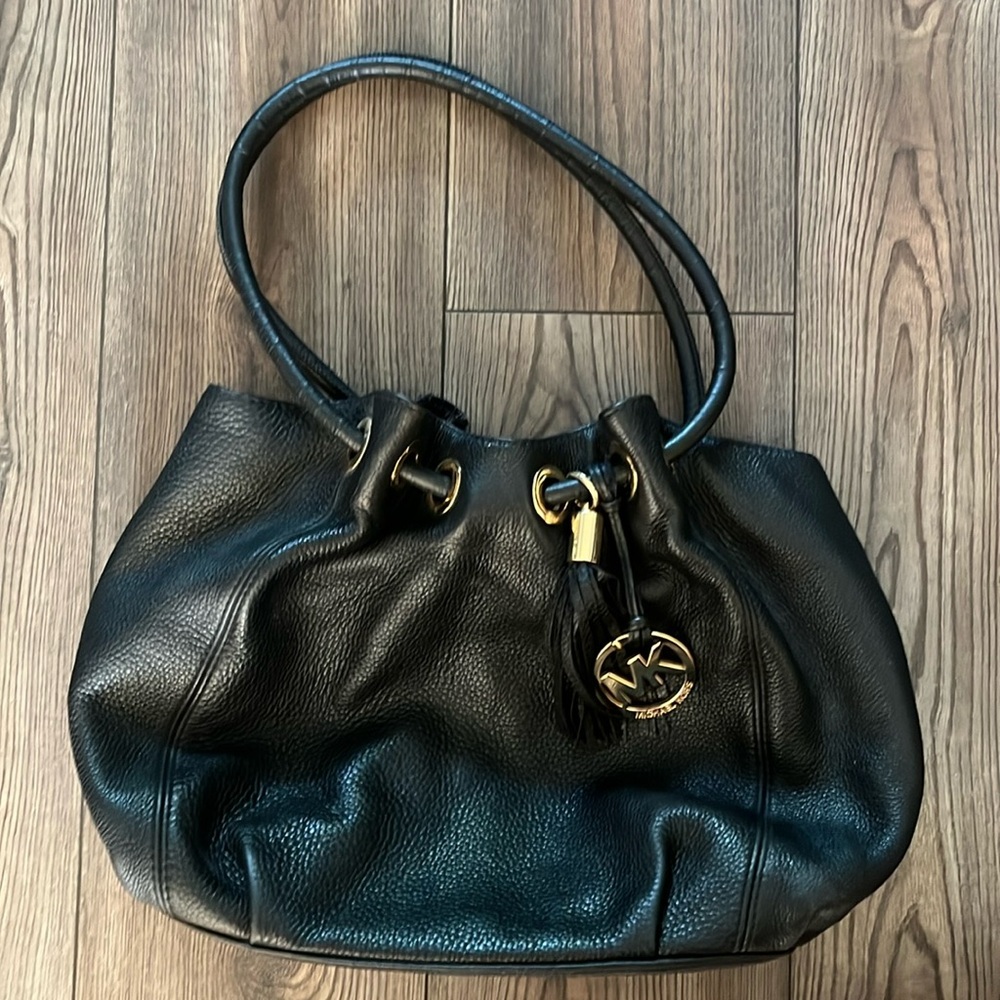 Black Michael Kors Ring Tote Bag